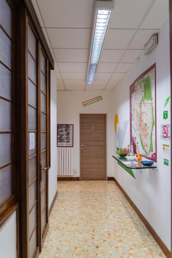 Bed & Bike Ferrara Bed & Breakfast エクステリア 写真
