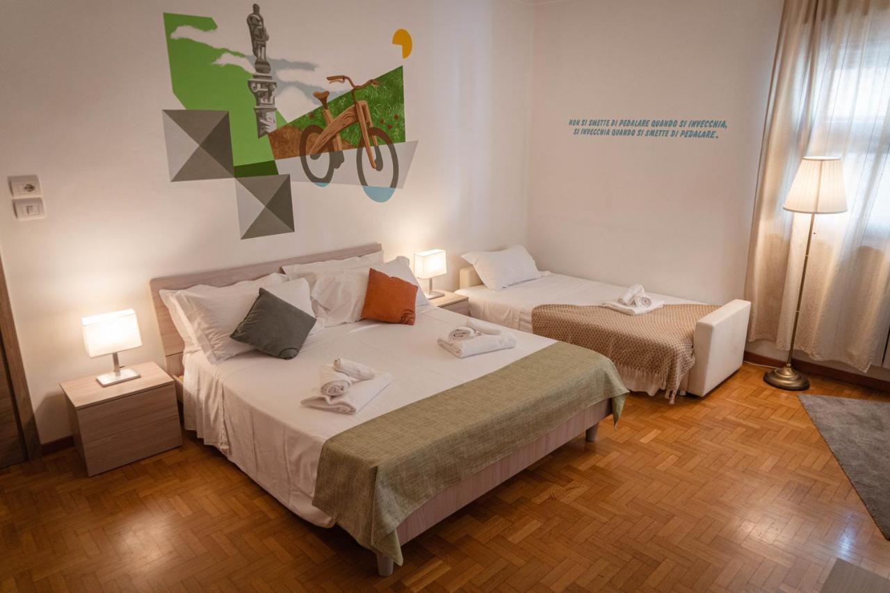 Bed & Bike Ferrara Bed & Breakfast エクステリア 写真