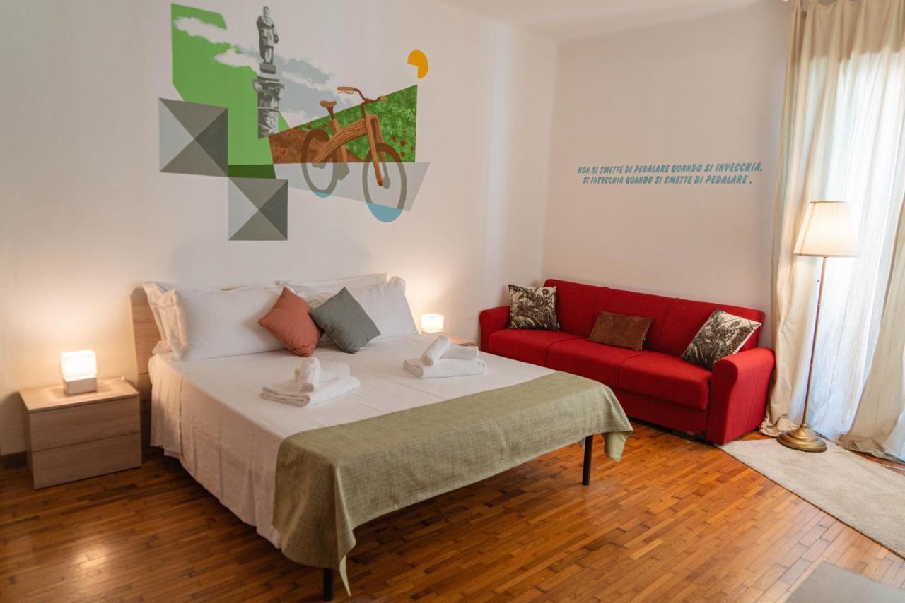 Bed & Bike Ferrara Bed & Breakfast エクステリア 写真