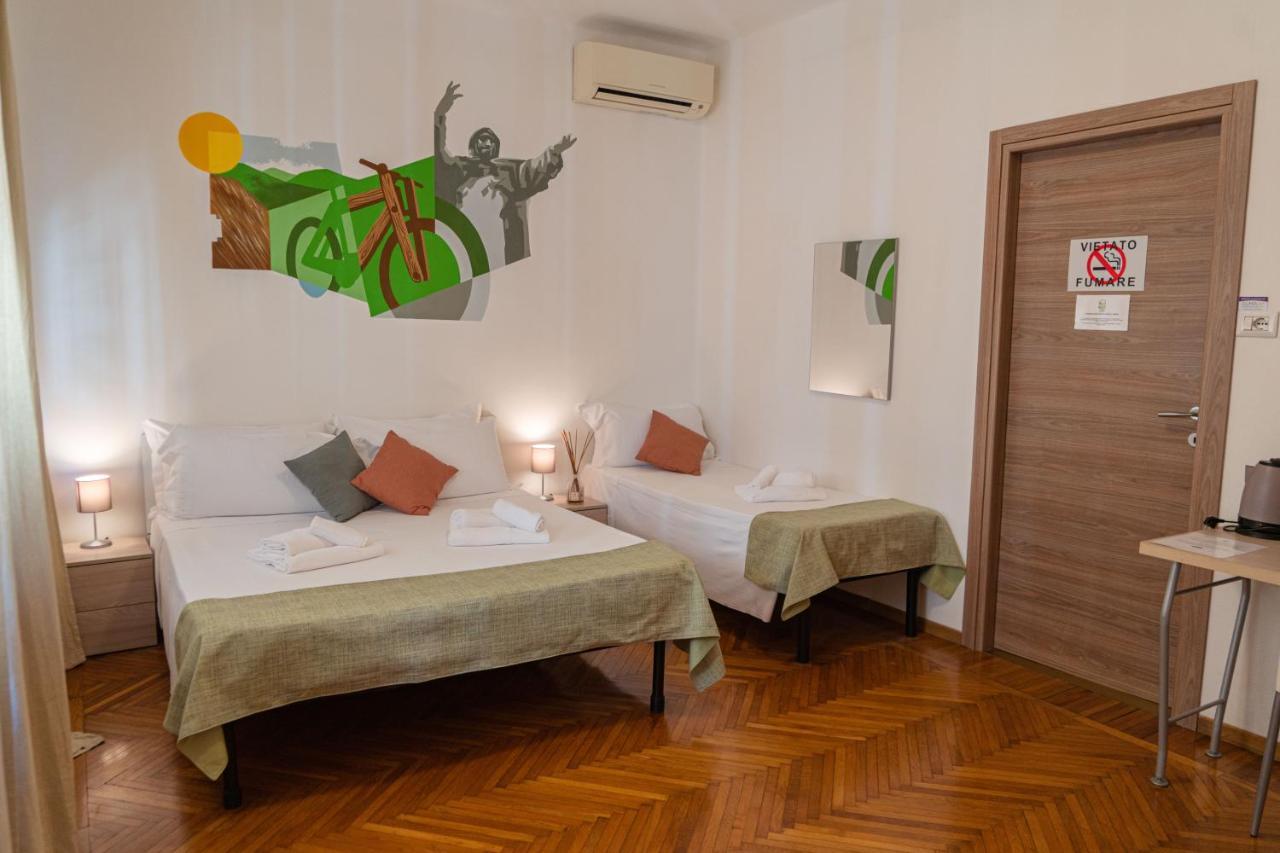 Bed & Bike Ferrara Bed & Breakfast エクステリア 写真