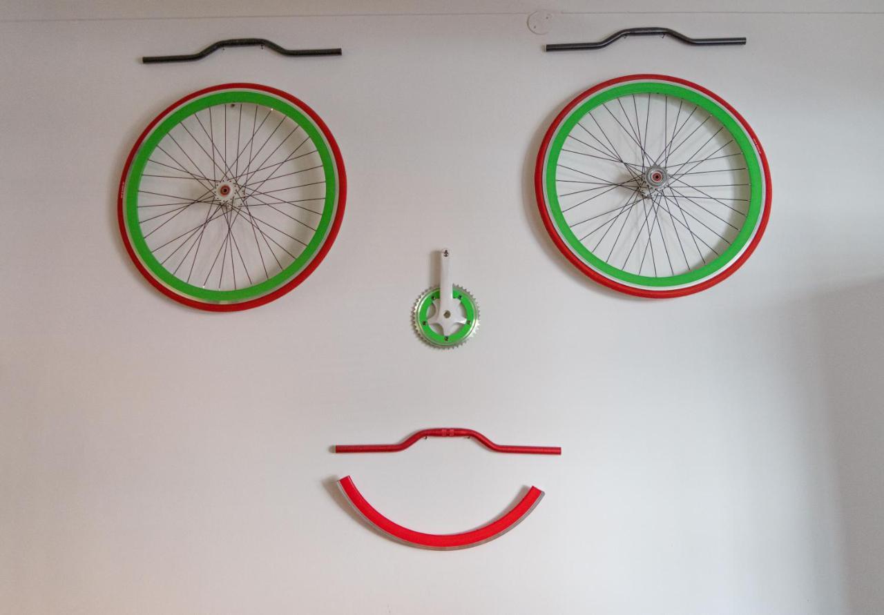 Bed & Bike Ferrara Bed & Breakfast エクステリア 写真
