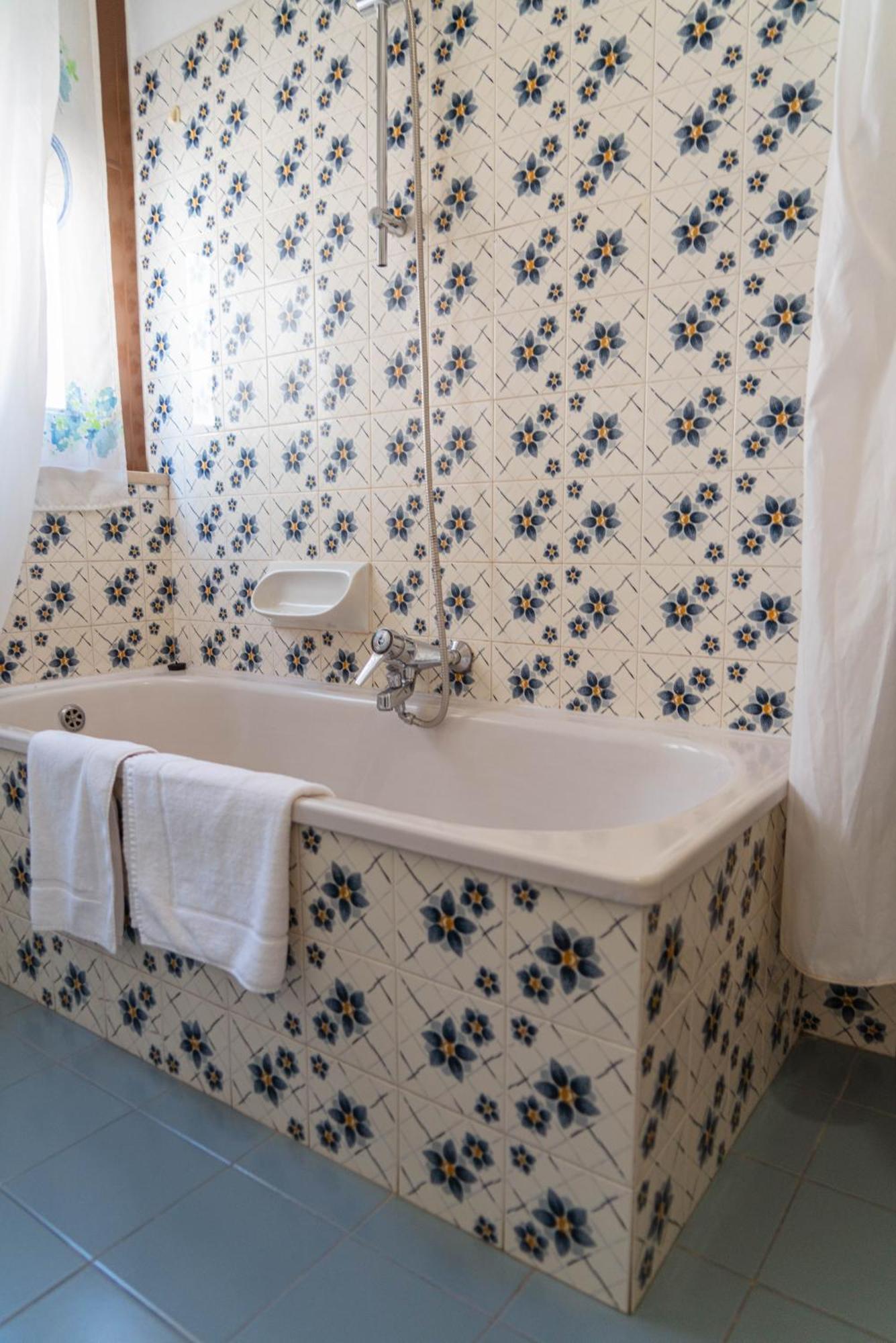 Bed & Bike Ferrara Bed & Breakfast エクステリア 写真